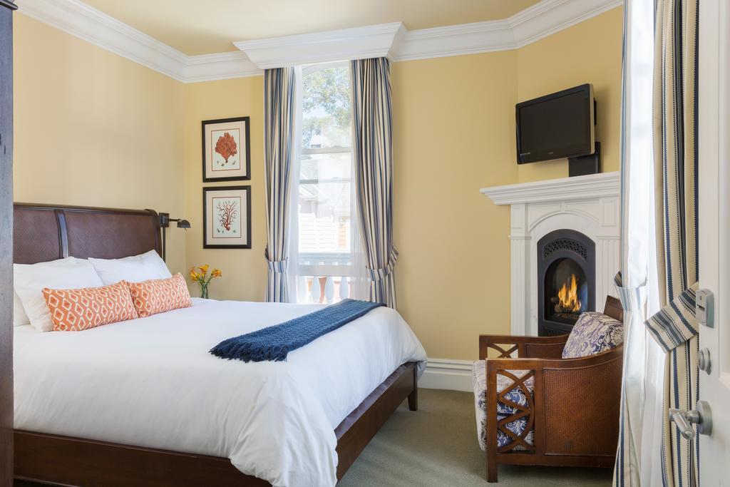West Cliff Inn, A Four Sisters Inn Santa Cruz Bagian luar foto